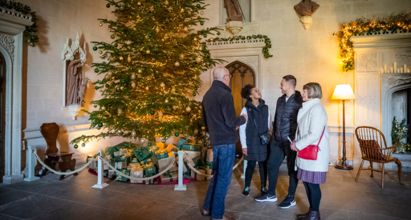 Lacock Decorated for Christmas, credit James Dobson